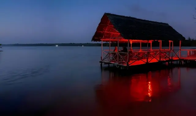 Veduta panoramica di Prawn Lake a Watamu, Kenya